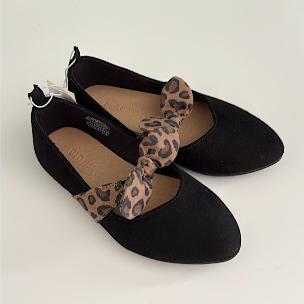 Old Navy Toddler Girl Faux Suede Black Ballet Flats Leopard Strap Size 8 NWT